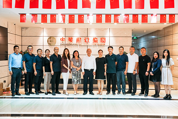 青岛体悟走进新利(中国)，体会传统行业的转型升级
